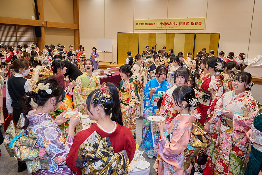 祝賀会の様子